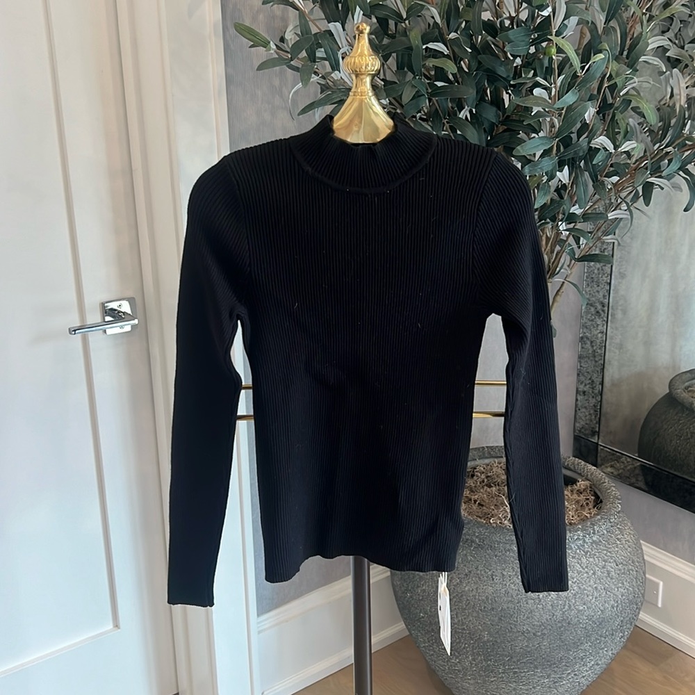 Commense Mock Neck Ribbed Sweater